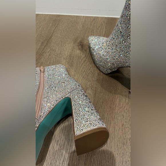 Betsey Johnson's Hugo Rhinestone Block Heels Boots - Size 8 - Picture 12 of 12